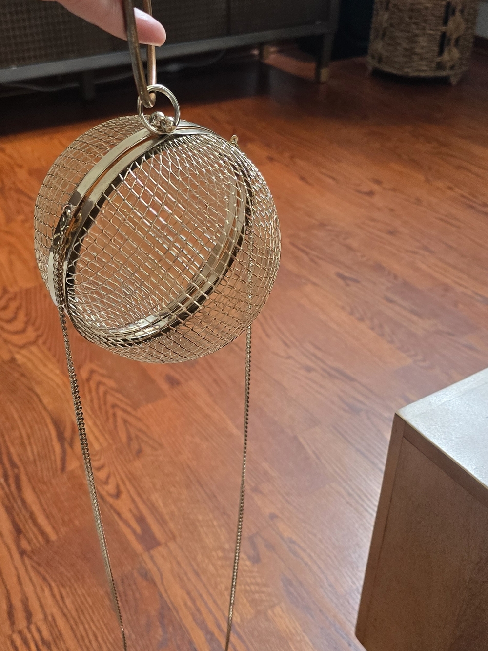 Vintage Gold Wire Mesh Sphere Orb Cage Clutch Bag Ring Top Handle Evening Purse